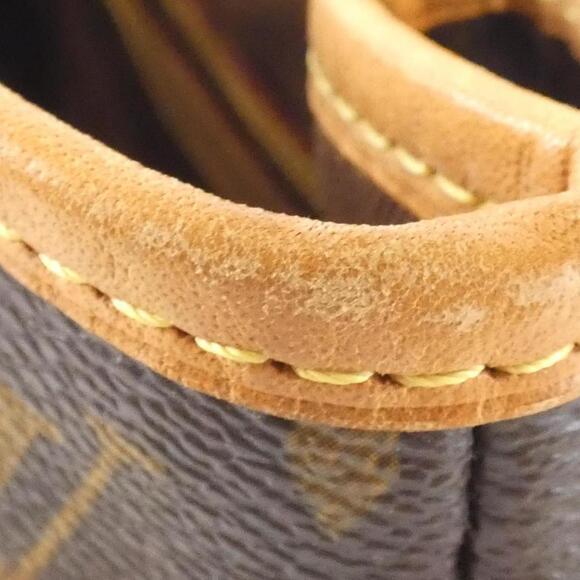 LOUIS VUITTON Brown Monogram Shoulder Bag - Picture 5 of 10